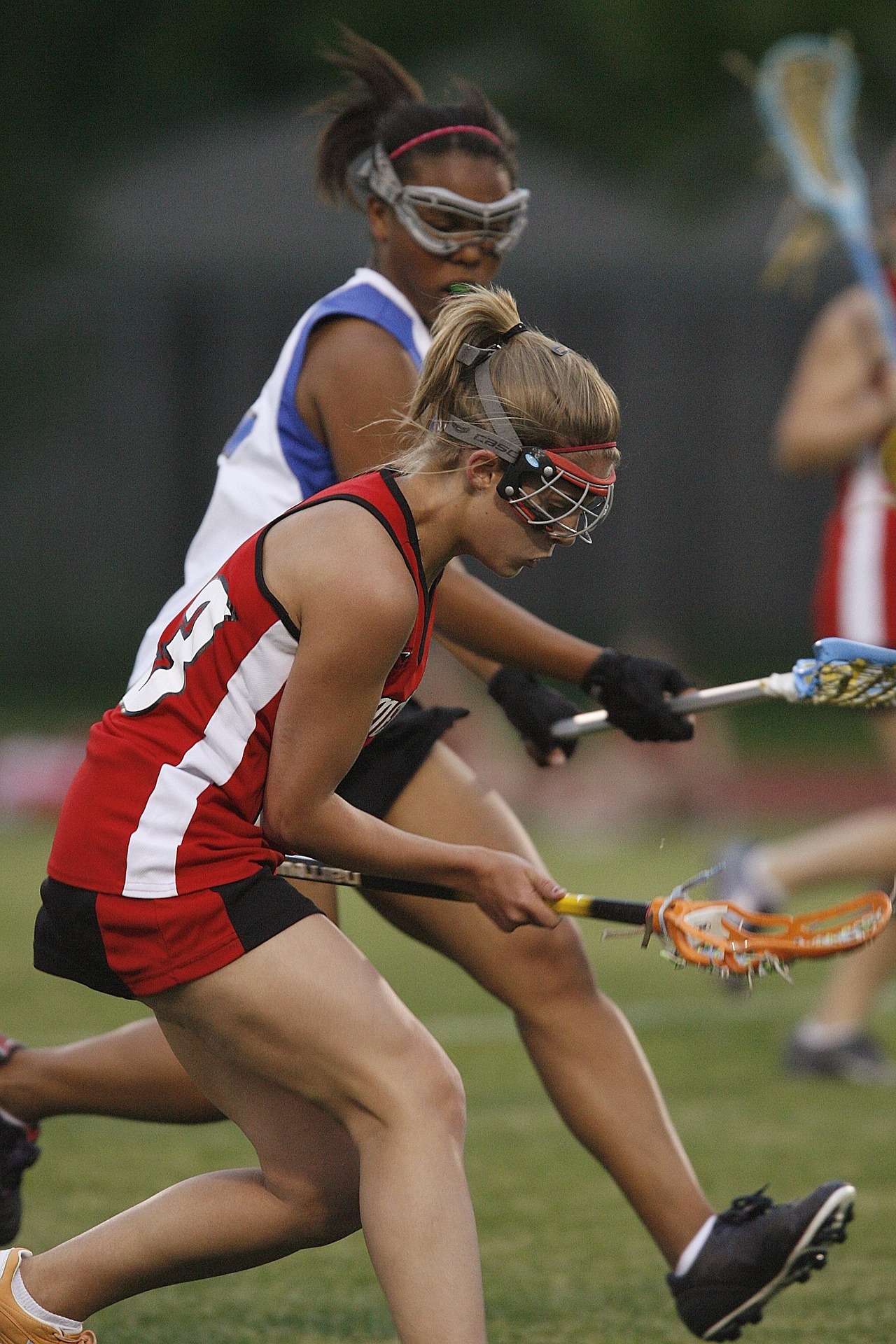 Young lacrosse athletes staying engaged during practice